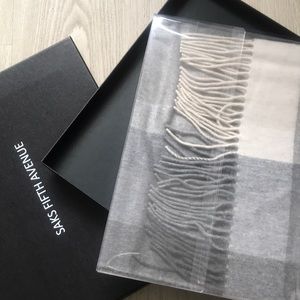 Saks Fifth Ave 100% Cashmere grey three-tone scarf